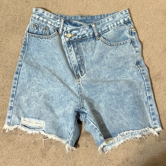 Shorts - Picture 1 of 1